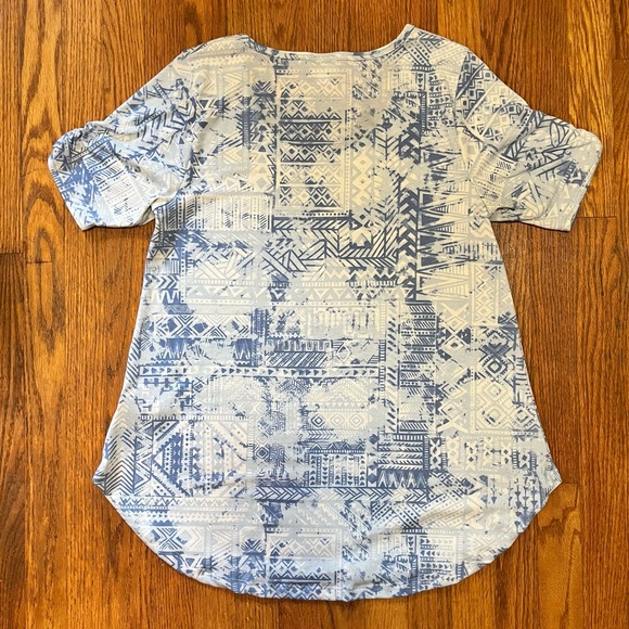 LuLaRoe Morgan Top - Picture 2 of 3